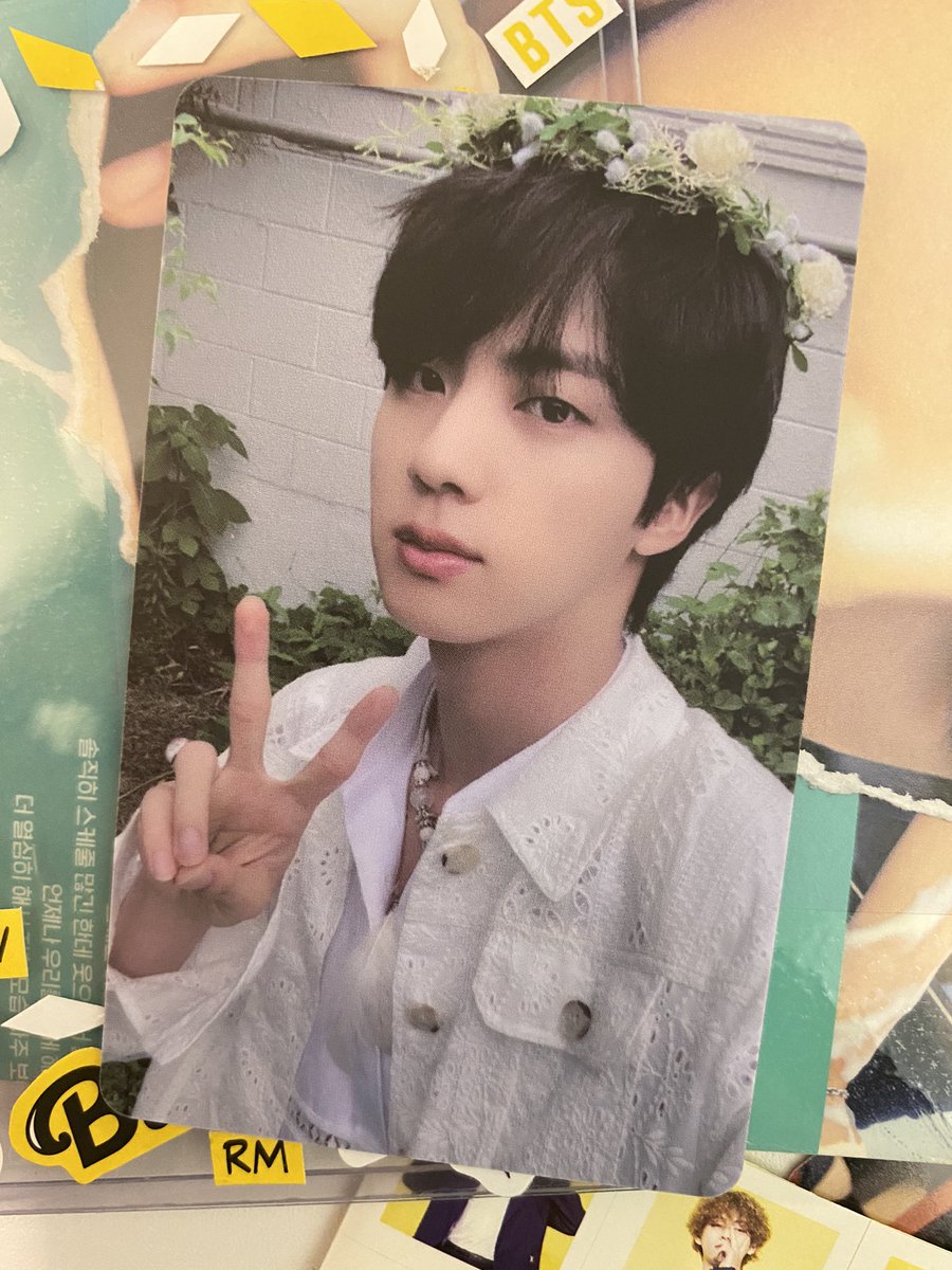 seokjinspree's tweet photo. prio pc is home! 😭 thank you so much for offering this to me @kookiecartz 🥺 literally the fastest transaction i've experienced, it didn't even take a day 🤍 thanks for packing it well & for the nice freebies too 🥰 hoping for more transactions in the future! #kcartzproof https://t.co/vRQTybCPIk