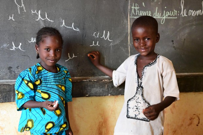 #ECW works to reach every vulnerable child w/quality education – no matter who or where they are!📚

We call on #PrivateSector to help mobilize additional funding to ensure no girl or boy is left behind.💙
 
#EducationCannotWait. Neither can we!✅
 @bmz_bund @yasminesherif1 #SDG4