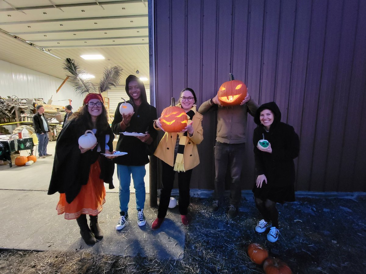 umdeso's tweet photo. Thanks for joining us at @UMDEntomology OktoberFest #spooktoberFest! It was great fun to see everyone at our first social since the pandemic! @UMD_AGNR https://t.co/7weRKD0AkC