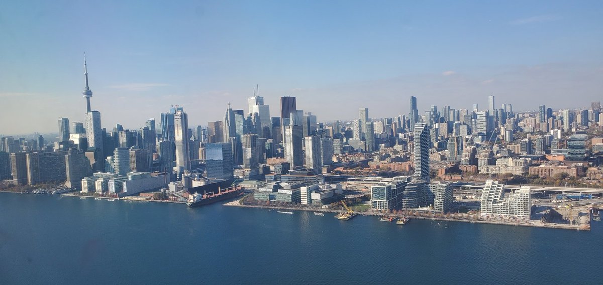 Got a beauty on my descent into Billy Bishop #ytz today #torontopics #Toronto #torontoskyline #torontopic