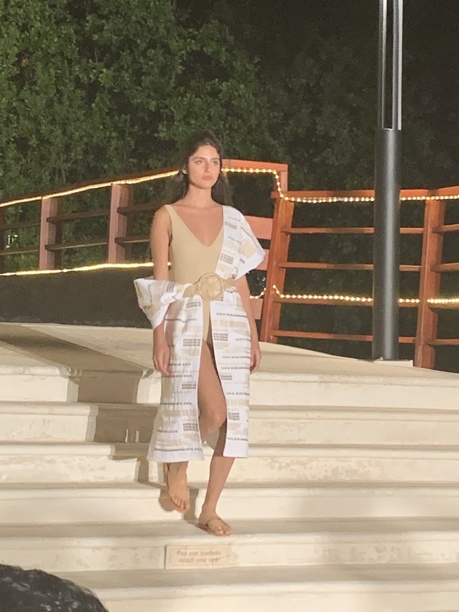 playaenmano's tweet photo. Iniciando 3a Edición #MexicoFashionShow @TresRiosResort
#MFS2021 https://t.co/D4RXbObQzl