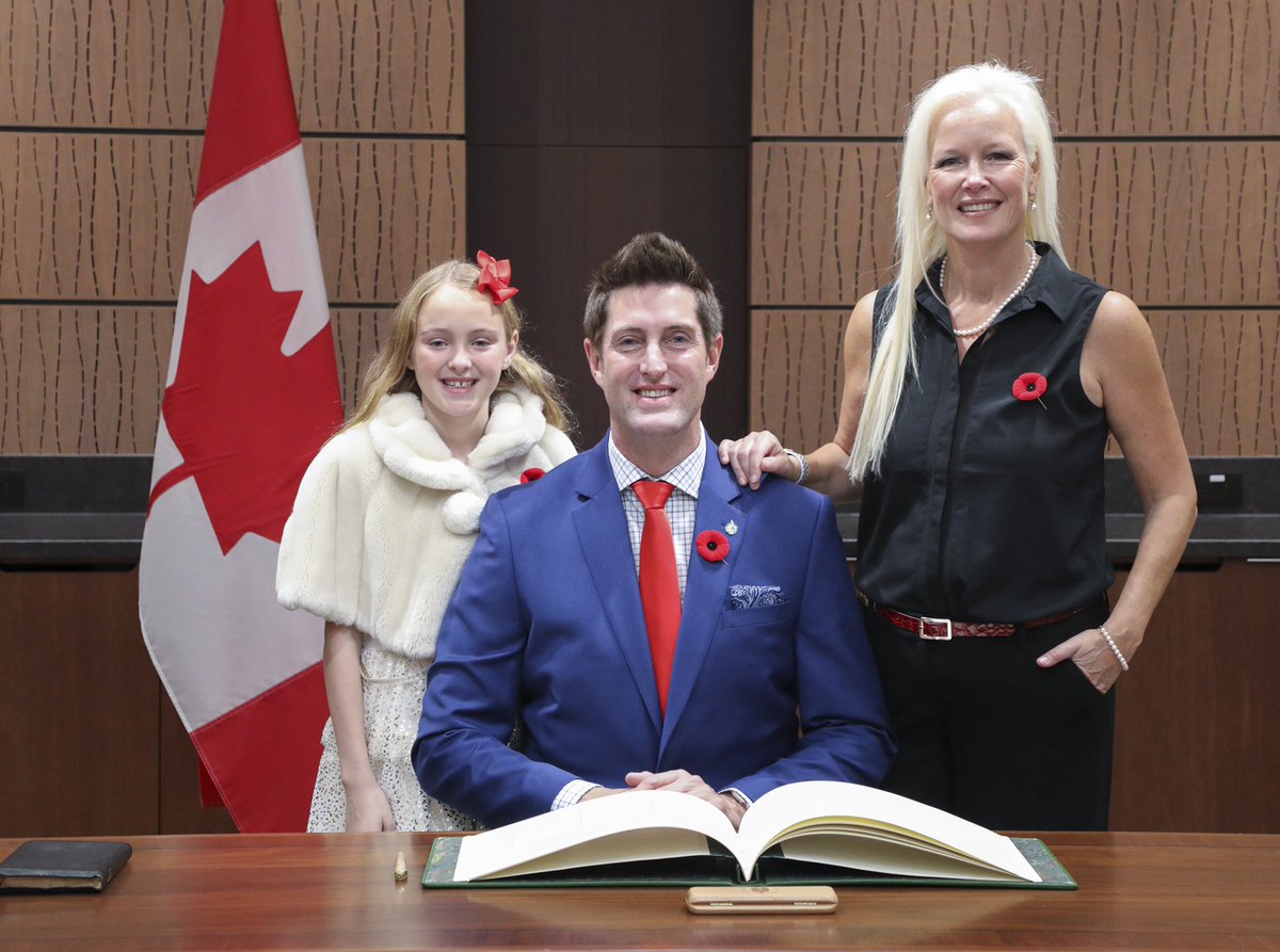 TurnbullWhitby's tweet photo. It’s been a great honour to server the people of Whitby as their voice in the House of Commons and I’m grateful they have put their trust in me for a 2nd term!

On Friday, I was sworn in and look forward to working hard to make progress on what matters to my community. #cdnpoli https://t.co/XtfnleSDkL