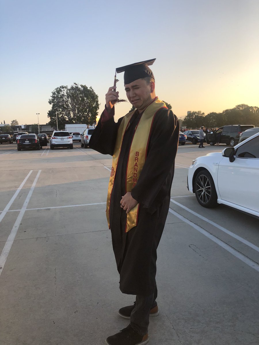 wumarco249's tweet photo. congrats big dawg π #brandmangrad https://t.co/MT6EW191d0