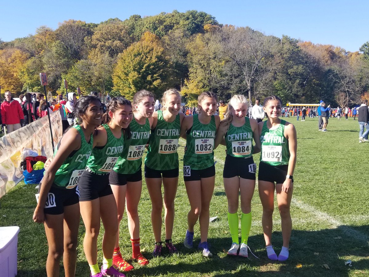 GCXCRAMS's tweet photo. STATE CHAMPS! This resilient group of young ladies ran their best when it mattered the most. We are proud to coach this wonderful group! https://t.co/EQwDHk4PY5