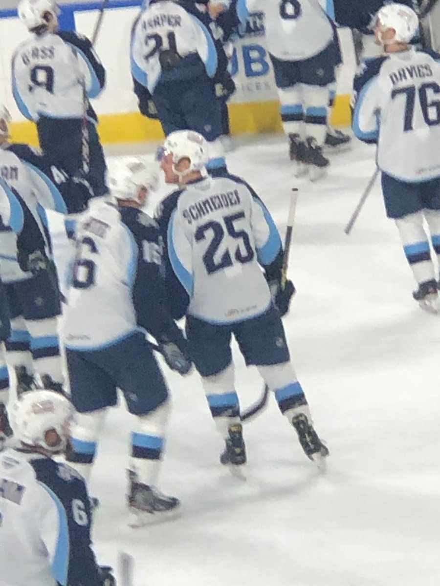 mapamukcu's tweet photo. Landmark credit union arena Milwaukee WI #milhockey #adswin @E_RODRIGUEZ_IG https://t.co/QdhozktjvM
