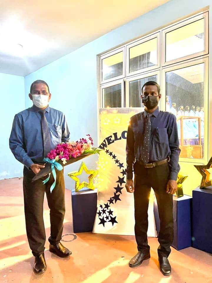 laec_1983's tweet photo. The Prefects investiture, PTA Exco and student Leaders’ inauguration ceremony 2021-2022. We would like to thank Laamu Atoll Council President Mr. Ismail Ali for his presence at our Prefects investiture, PTA Exco and Student Leaders’ inauguration ceremony.
@MoEdum
@aisthly https://t.co/kNAEcmsm96