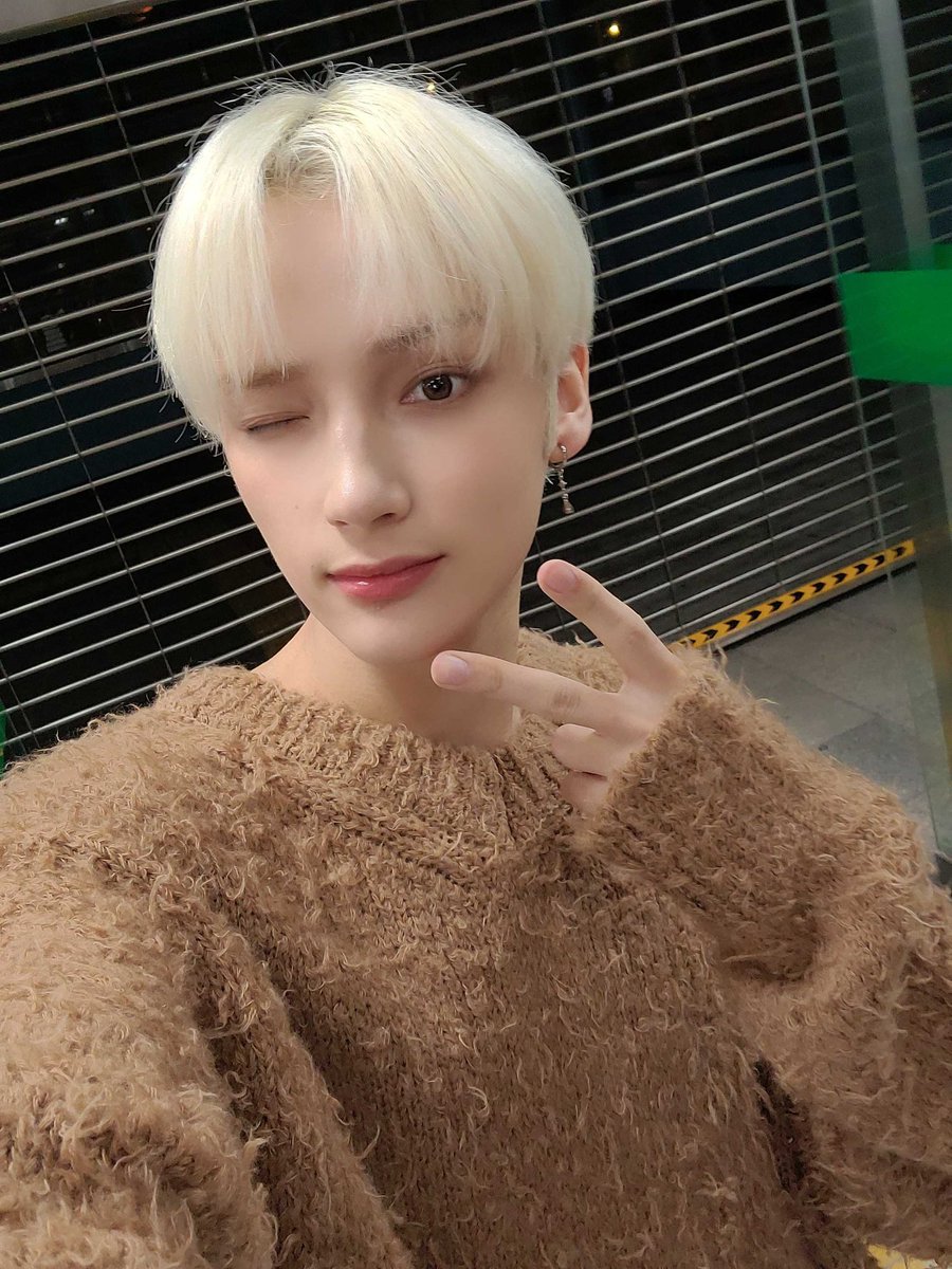 cheo_by's tweet photo. @TXT_members 📸 Hueningkai | Twitter

"Mis labios congelados, chu~ 💋"

@TXT_members #HUENINGKAI #TOMORROW_X_TOGETHER https://t.co/OmbM75vOXe