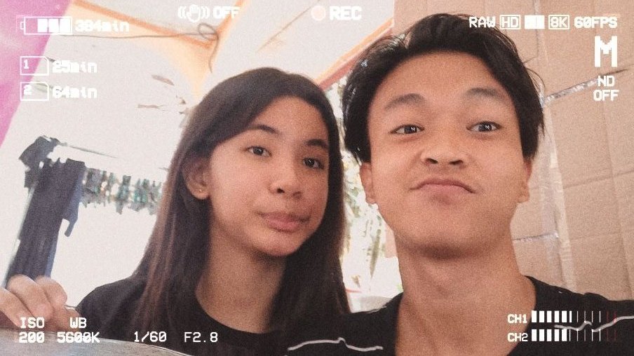 SimonYco's tweet photo. happy birthday besprennn @dlvgmarga labyu!!🥳🥳 https://t.co/Dj6grCanxt