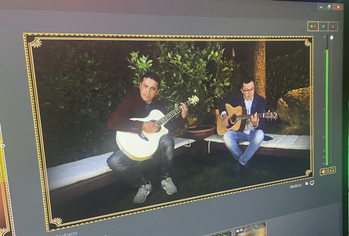 RadioElite1027's tweet photo. Que buen trabajo y talento el de Edgar Armijos, hijo de esta tierra #Piñas 💚💛❤️ radicado en #Italia haciéndose presente en #ElitePowerFest 
#TodasLasVocesTodas 🎤 https://t.co/hzPD0Fp129