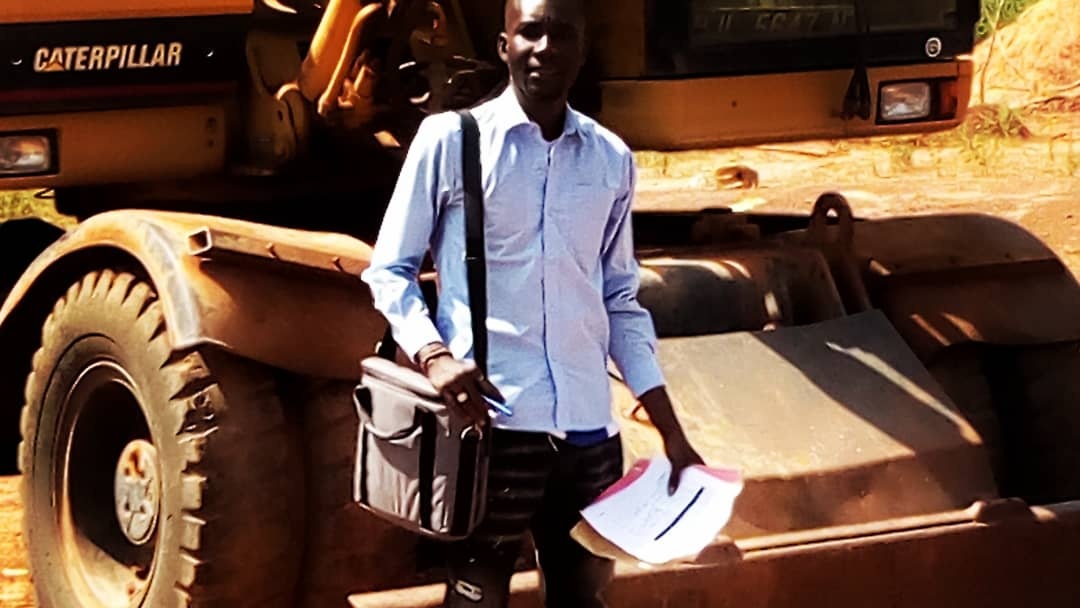 BabaIssDrammeh's tweet photo. Somewhere in the Rural Gambia; Survey on Gravel Mining—Environmental Approval Condition.
November 6th, 2021
#Community_Service! https://t.co/ZLn1ixQJZI