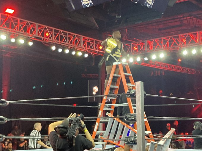 MarkLyn41619616's tweet photo. SPOILER ALERT AT #WarChamber 
@Alex_kane11 Wins @MLW Middleweight champion after winning the 5 way ladder match.
@DannyLimeLight and @SliceBoogie Wins @MLW Tag Team Title off from the Los Parks
@richardswesley wins 2021 MLW OPERA CUP https://t.co/J16Q7kCzl4