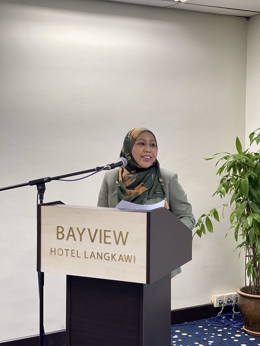 redcodegenx's tweet image. Bengkel Hala Tuju &amp;amp; Pembentukan Pelan Strategik JBSN 2021-2025 telah berlangsung bagi menyediakan dokumen yang dapat menjadi rujukan dan panduan pelaksanaan tindakan dalam tempoh 5 tahun secara sistematik dan bersepadu

#TeamJBSN
#BeliaSejahtera
#SukanUntukSemua
#KeluargaMalaysia