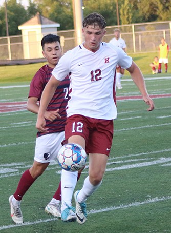 GPACSports's tweet photo. ⚽️GPAC #GPACMSOC Championship Match Set - 

Thursday, November 11 at 7pm

#3 @Hastingsbroncos at #1 @nwcraiders 

Saturday Semifinals:

#1 @nwcraiders 2, #4 @MsideMustangs 1
#3 @Hastingsbroncos 3, #2 @bcuchargers 2 (OT)

RECAP: https://t.co/eJQKxM4UIZ https://t.co/xC0zIMjPs7