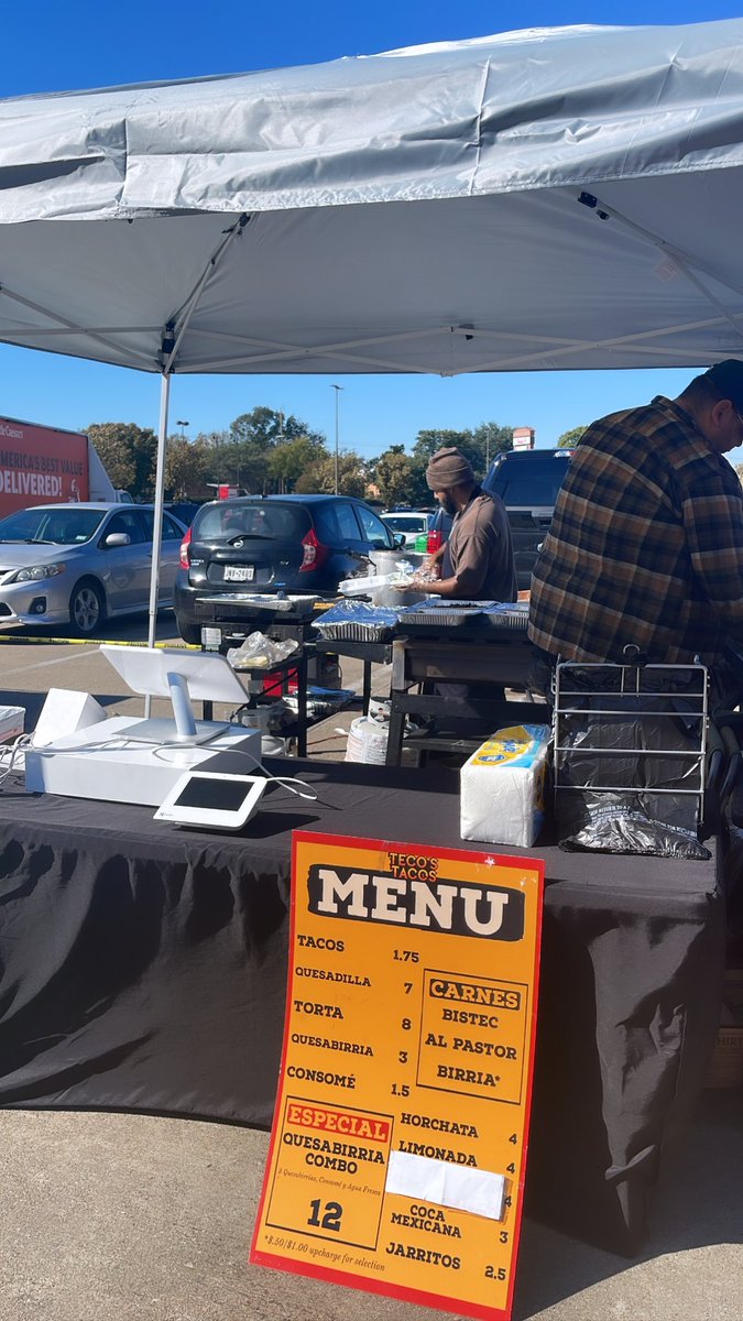 mandosspot's tweet photo. Thank you to everyone for coming out to our Grand Opening! We are so grateful for the support &amp; excited to be back open for the Oak Cliff community. And a special thank you to our vendors for helping us celebrate! 🎉🙌 https://t.co/blN24A9wE8