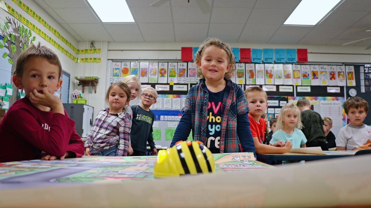 dbqschools's tweet photo. We are full S.T.E.A.M. ahead in making sure our youth have access to engaging educational opportunities in science, technology, engineering, art, &amp; math. We are proud to celebrate #STEMSTEAMDay and the various ways it's being taught at all levels of education across our district! https://t.co/fCHRCtZl75