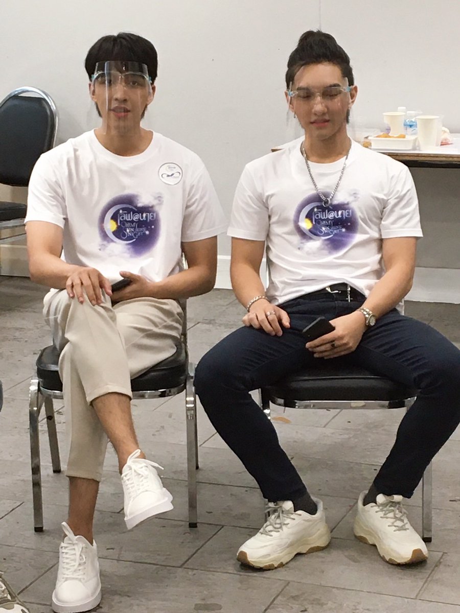 mmeenntk's tweet photo. Hi guys ❤❤❤
#บวงสรวงLoveAt9 #LoveAt9 #OhMySunShineNight https://t.co/TDHzpXOVdo https://t.co/i1Sq6UOBpV