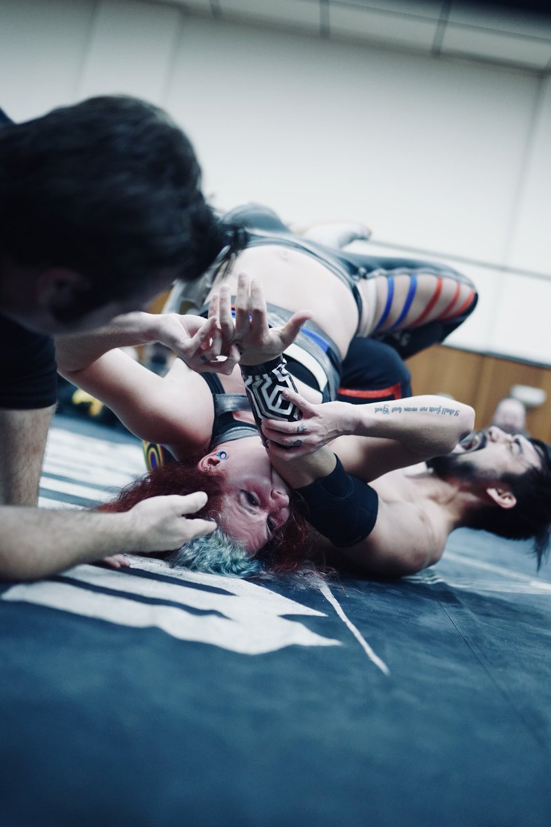 VeraSadlyPhoto's tweet photo. #UnchartedTerritory #S3E4
@beyondwrestling
#DiscoveryGauntlet @WavesandCurlstt v @Cupofjoekeys @VivaDanteViva
@mashaslamovich v @WheelerYuta
@willowwrestles @DirtyDickinson v @CatalKasey @ItsBrandonKirk
@PerfectAaron1 (w #ClubCam) v @SilverNumber1 https://t.co/a47DvY4jiZ
