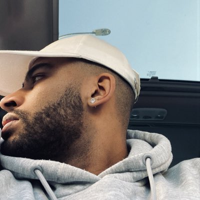 Esteban4Junior's tweet photo. #NuevaFotoDePerfil https://t.co/MwY2uQzhmJ
