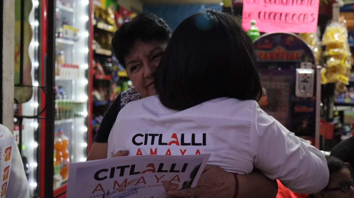 Con todo el apoyo que me dan, me queda claro que estoy muy bien acompañada🙏🏽🧡 y hoy lo vi en las colonias: Francisco Silva Romero y Parques de la Victoria.

Ustedes son mi motor, mi motivación para seguir luchando; voy a continuar trabajando en esta colonia como se ha hecho.