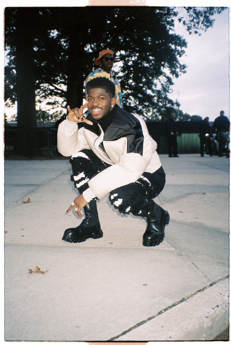 Vontecarter3's tweet photo. #rollingloudnyc by me. #35mm insta: @Vontecarter3 https://t.co/2xybF5SqTW