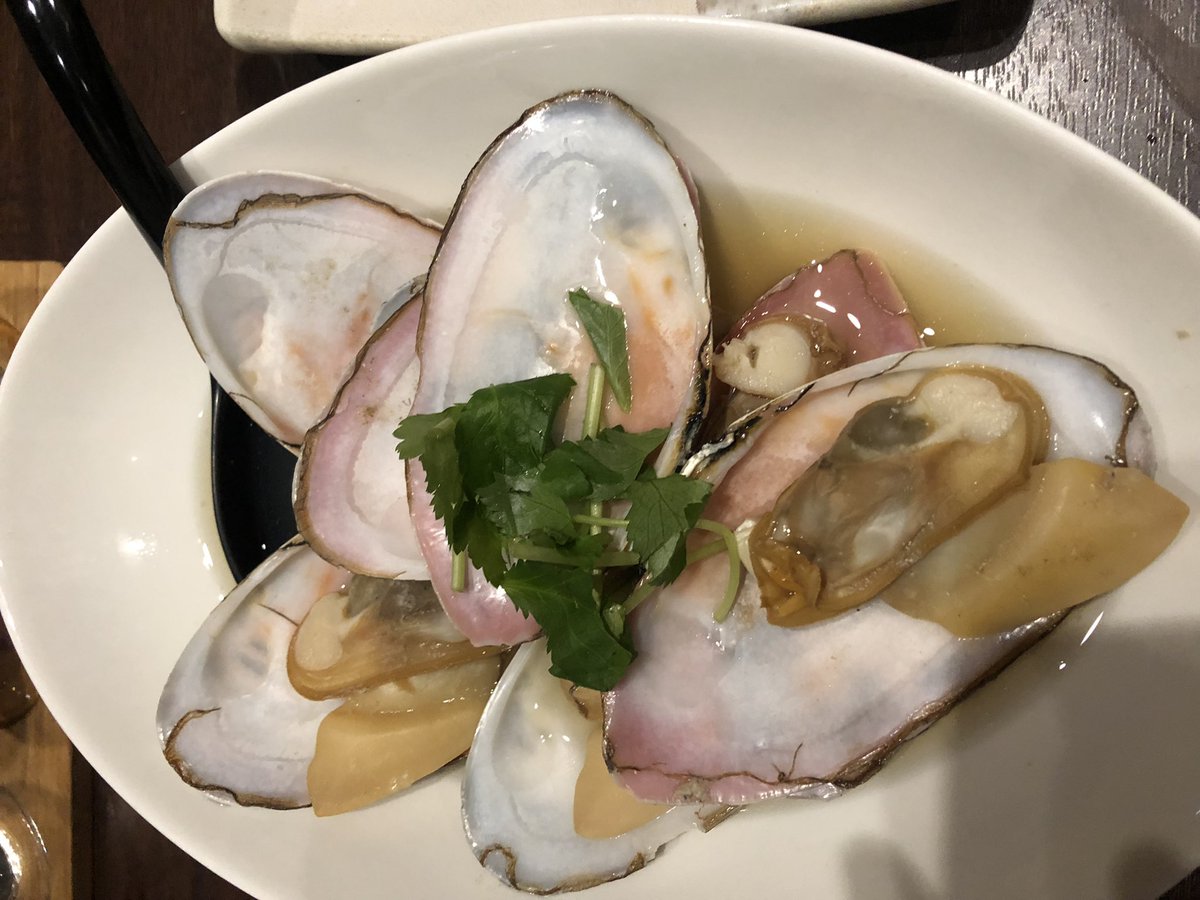 TheNotes_Museum's tweet photo. 昨日は鎌倉でシャンソンのお仕事でした。
終了後はやっぱり海の幸🌊🐟
#シャンソンライブ
#海の幸
#TheNotesOfMuseum https://t.co/Dc9wBBv7He