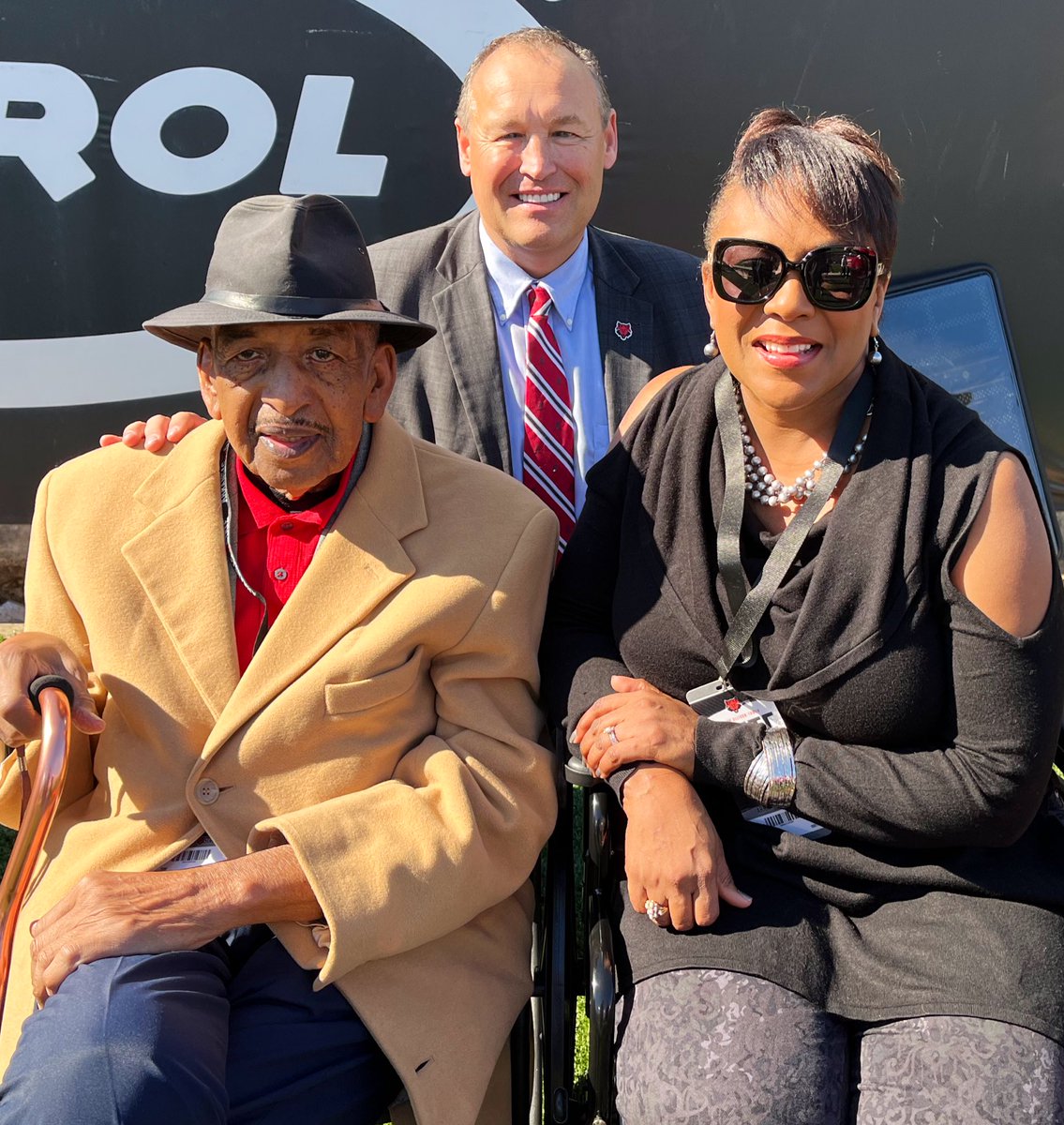 𝙺𝚎𝚕𝚕𝚢 𝙳𝚊𝚖𝚙𝚑𝚘𝚞𝚜𝚜𝚎 tweet media