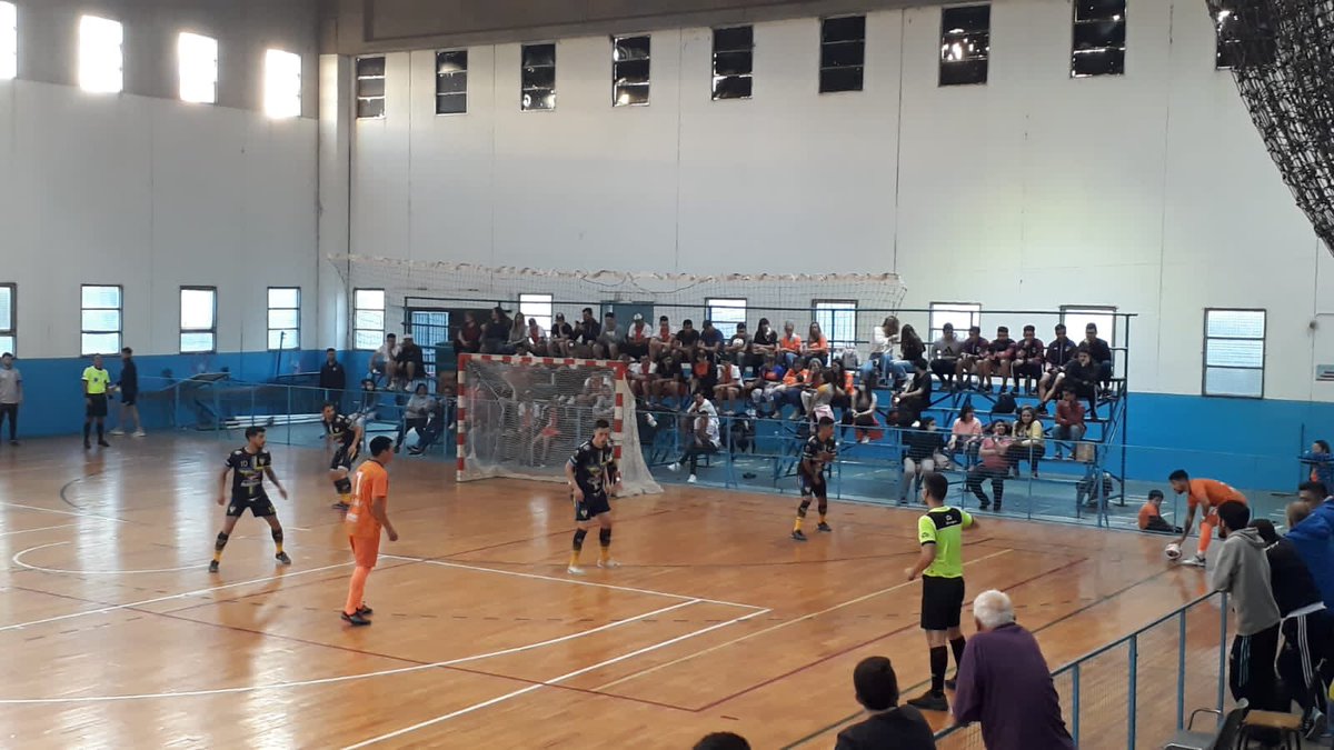 LNFArgentina's tweet photo. #LNFA2021 | #Cuyo | ¡#Huarpes (#SanJuan) y #Bosteros (#SanLuis) están en Segunda Fase! 
⚽️🇦🇷 Los sanjuaninos ganaron 6-2 y se quedaron con el grupo C, mientras que los puntanos quedaron como el Mejor Segundo 
🔜 Este domingo, se enfrentan entre sí a las 12:00 por la #FaseFinal https://t.co/z5yy5U2ZiF