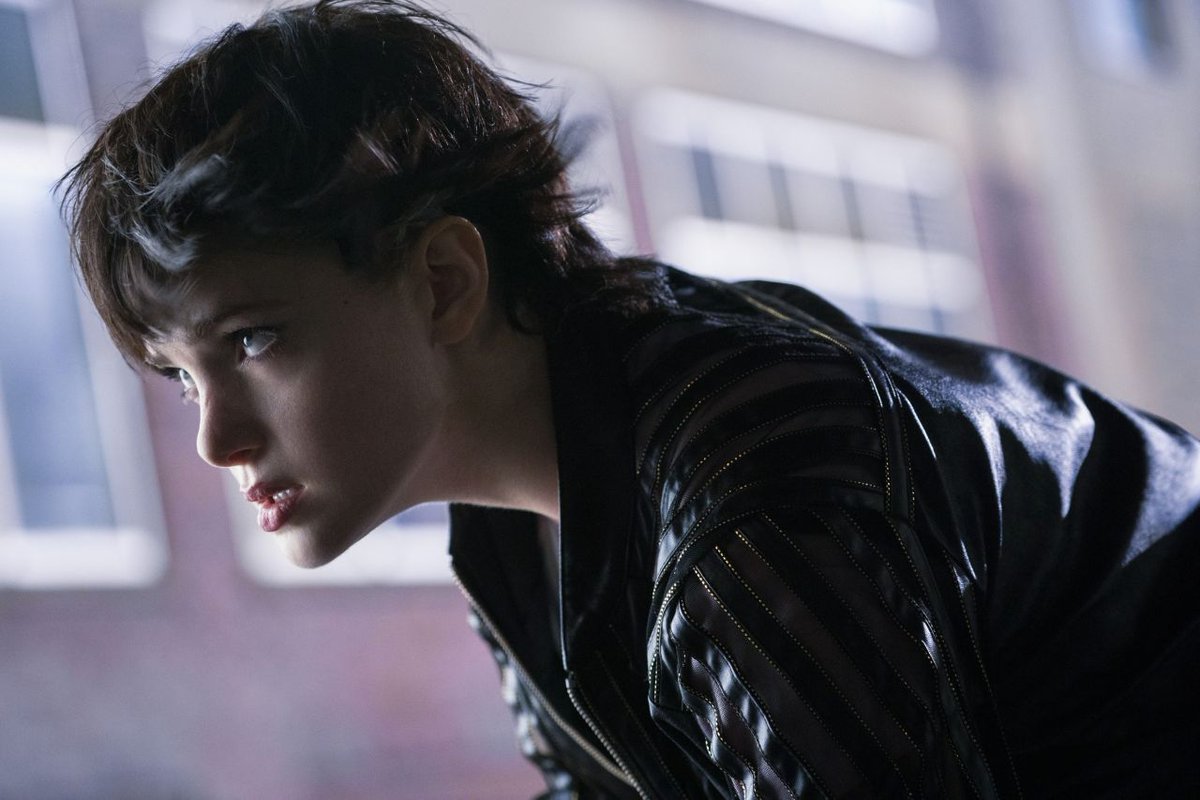 NotSuper_Krypto's tweet image. "Okay who hit me with a  F**KING van?"