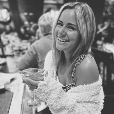 tayreneebaker's tweet photo. I spilled my drink after this https://t.co/EQHoknsqDE