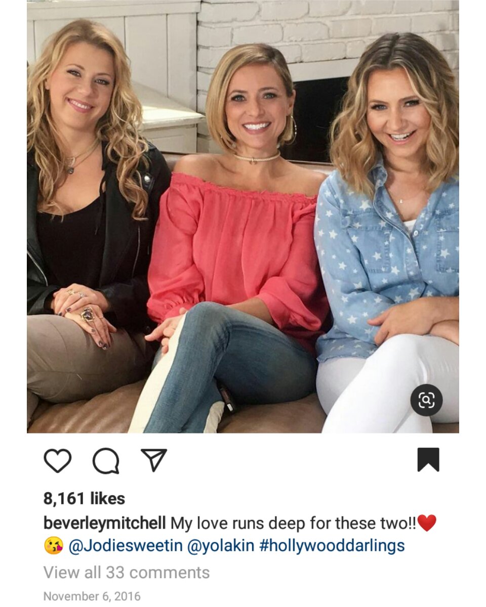 Hollywood Darlings tweet media