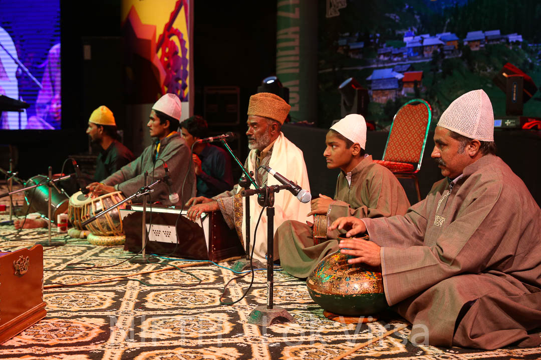 Kashmir Musical Night! 
Venue: NIFTH - Lok Virsa Shakarparian, Islamabad
#lokmela2021 #NIFTH #Islamabad #MusicalNight #musiclover #Culture #traditional #Pakistan #artgallery #art #heritage #trending #trend #exhibition #punjab #sindh #Balochistan #Gilgit #KPK #AzadKashmir #Kashmir