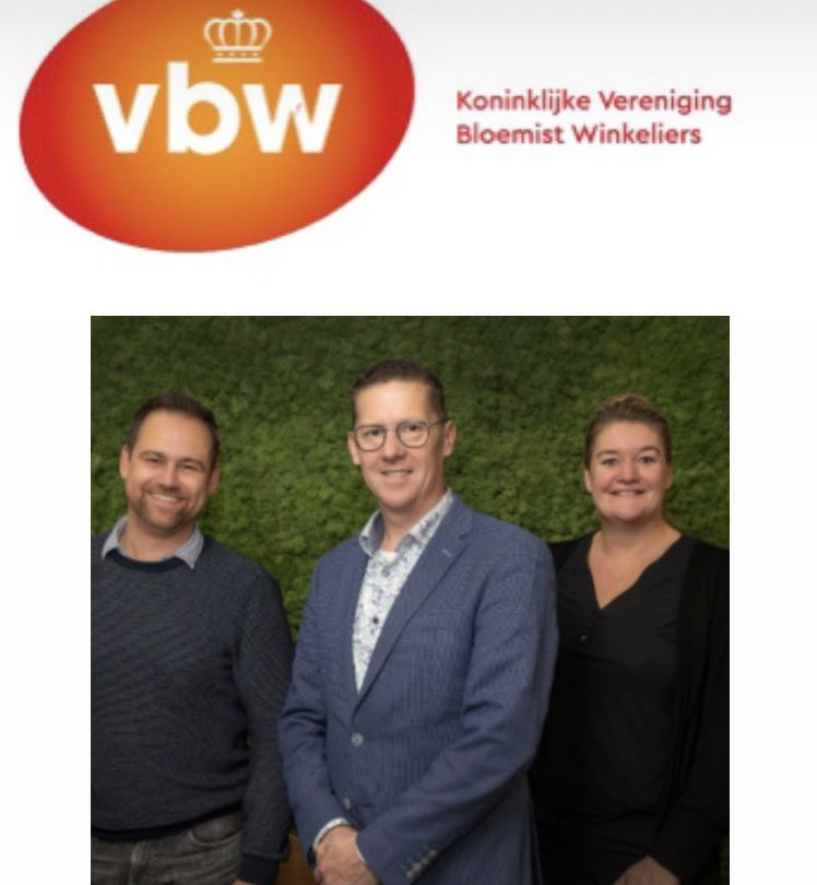 En dan heb je ook eens een hamer in je handen 😁 benoemd tot voorzitter van de  Koninklijke VBW - voor de bloemist de brancheorganisatie voor de 🇳🇱 bloemist 
vbw.nu/nieuws/Nieuwe-… #trots #voorzitter