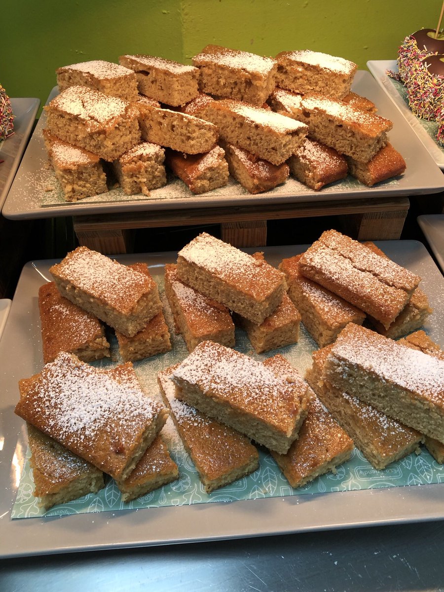 SekKeane3's tweet photo. @LRGSFood bonfire night treats https://t.co/s9xmt0mWU7
