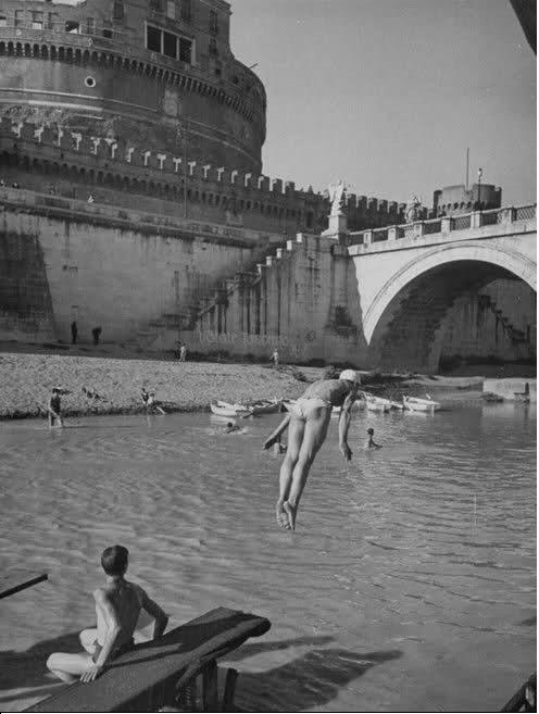 romaforu's tweet photo. #castelSantAngelo #foto #Romasparita #tevere

https://t.co/QLJAEeNx0D https://t.co/LHpeheNPE7
