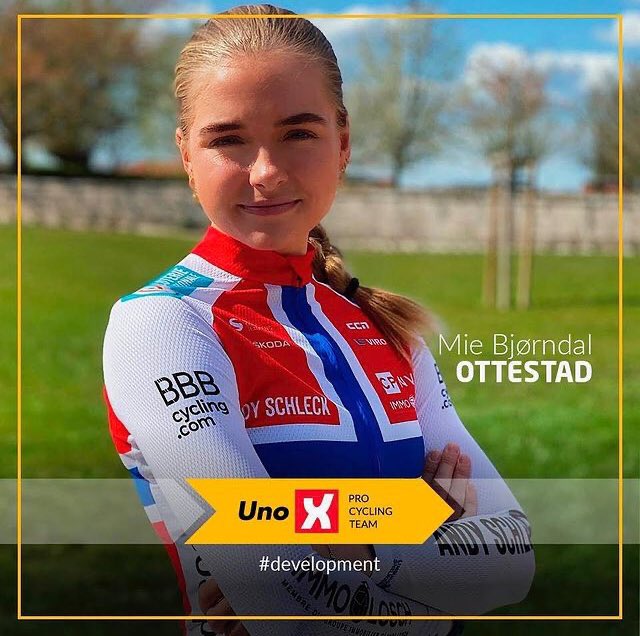 UNOXWomenTeam's tweet photo. They are ready for the start ! https://t.co/Fx8vpMyYrH