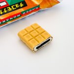 商品化してほしい？粘土で作られたチョコモナカジャンボのSDカードケース!