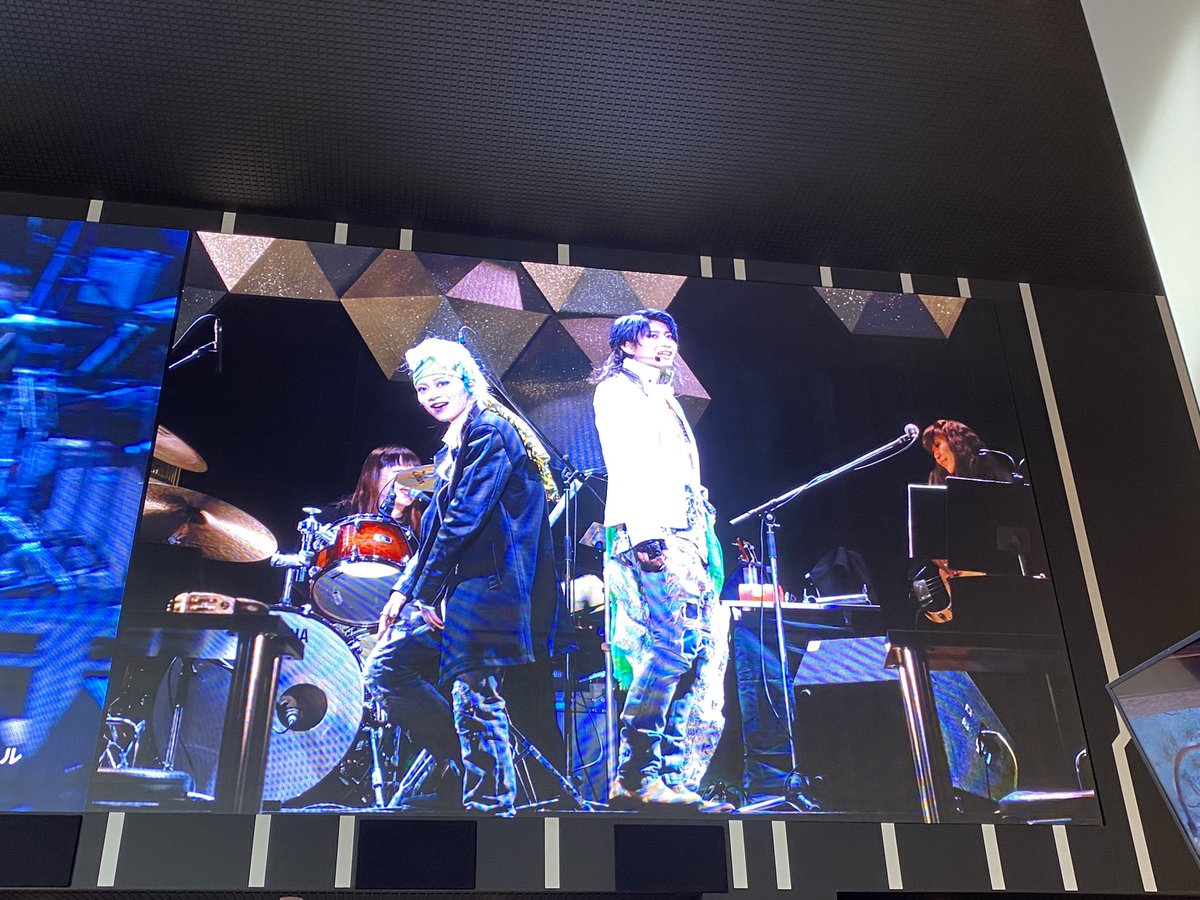 rainbownewgrace's tweet photo. ROCK READING ROBIN 2021
大千穐楽だん。
無事に21公演を完走出来ました。
感謝いっぱいです。
#ROCKREADING
#ROBIN https://t.co/xG9hHjapne