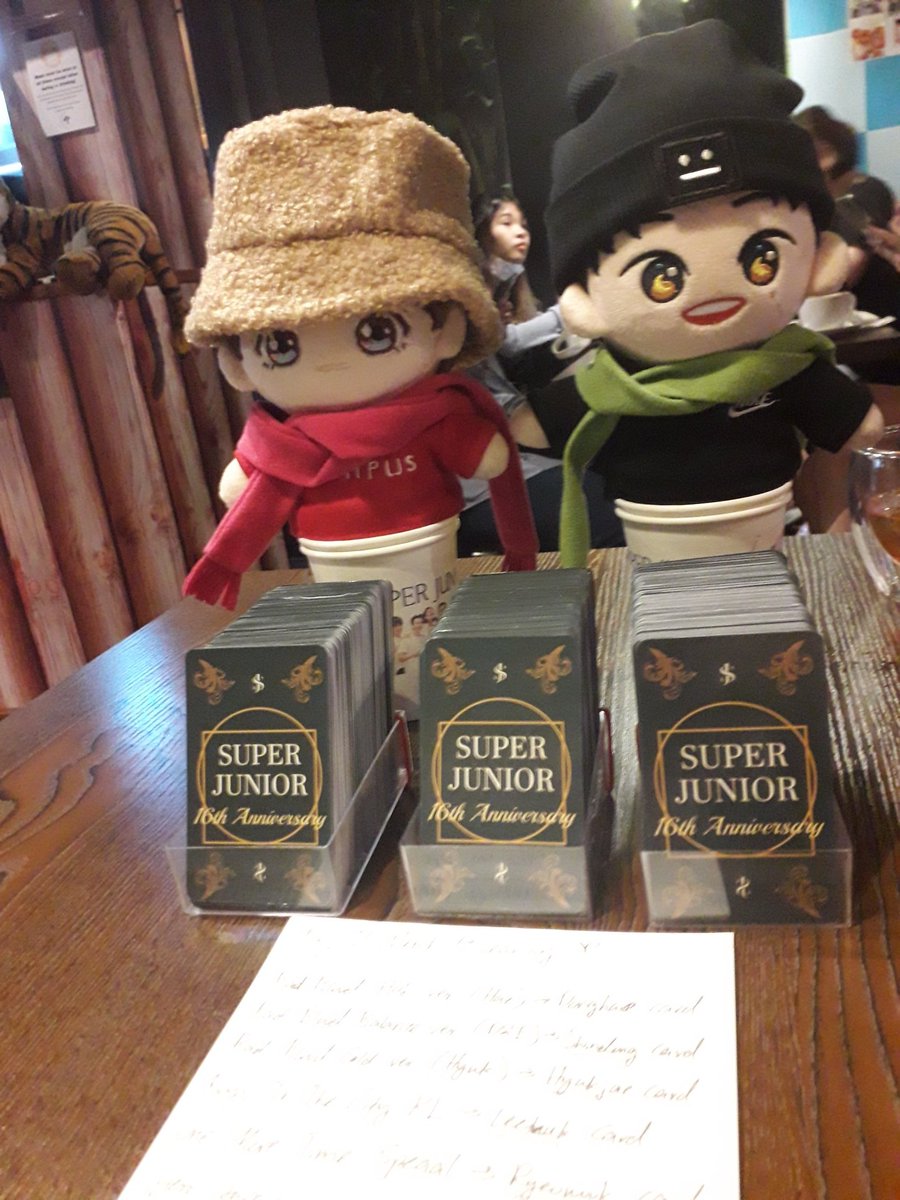 CeravSuJu's tweet photo. And~ we are live! Come get your cards if you haven't and for those who wanna take more, feel free to grab too!! 😉💙
There's more merch today as well 😍
#MoreDaysWithSJ #superjunior16thanniversary #SuperJunior https://t.co/QAm53CzYYN