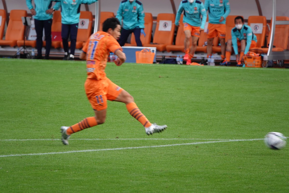 ranranspulse11's tweet photo. 2021.11.6 ランラン観戦記 vs札幌
中山選手は後半途中から出場
同点になった直後のビックチャンス、仕留めたかった!!
またチャンスはある、次は決めよう!!
#中山克広
#sulse https://t.co/QhXjjLZIFL