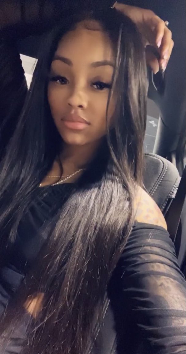 OnlyOneDream__'s tweet photo. Day 7 Of #MarieVember.. Favorite Hairstyle. Itβs Just Something About That Long Straight Hairππ. & The 2 Braids Is Just So Cute π₯π https://t.co/i8GkRib2cP