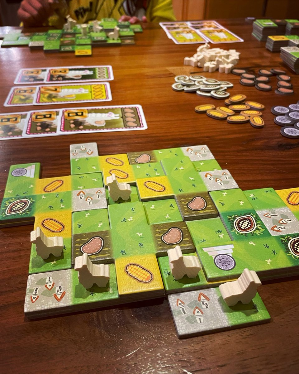 gamewithjess's tweet photo. Llamaland! Another cute and fun polyomino-stacking family game from @PWalkerHarding and Lookout Games. 🦙🌽🥔 #boardgames #boardgamegeek #gamenight #philwalkerharding #lookoutgames #llamaland https://t.co/13pz3Y8UbI