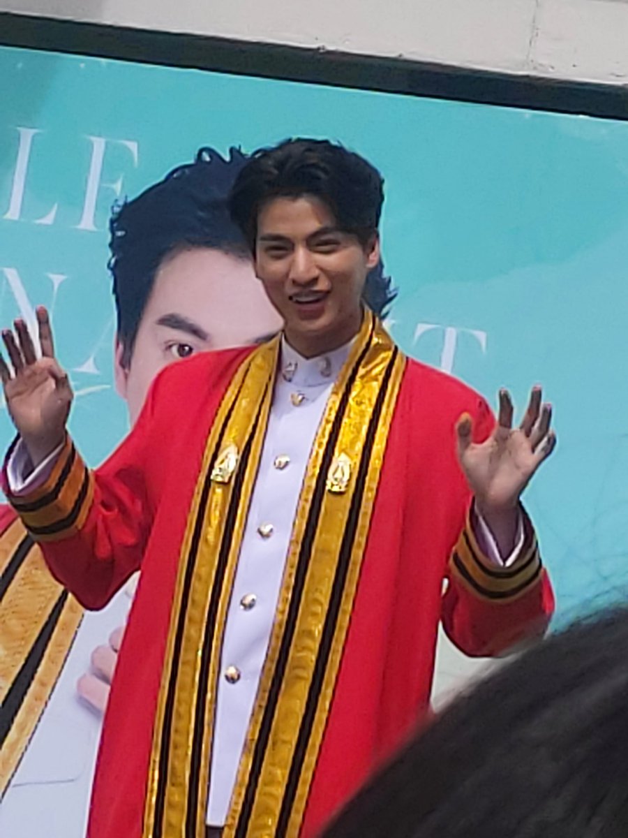 orangeguide52's tweet photo. วันนี้เมื่อปีที่แล้ว 07.11.63
เป็นวันที่ได้เจอมิวกลัฟครั้งแรก หลังจากที่ติดตามผลงานจากซีรี่ย์ ตื่นเต้นอย่างบอกไม่ถูก และยังทำให้ได้เจอมิตรภาพที่ดีจากเพื่อนหลายๆคน ขอบคุณที่มอบความสุขให้นะคะ ❤☀️🌻
@gulfkanawut @MSuppasit 
#GulfKanawut #MewSuppasit https://t.co/V2IFJ9YAz0
