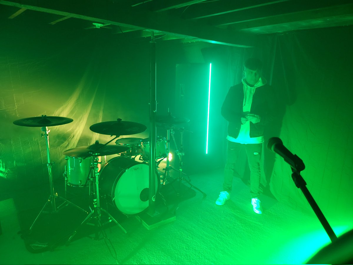ATV_NH's tweet photo. Behind the scenes of our music video shoot today... it's unannounced so don't tell anyone 🤐 https://t.co/r5p6eEpFur