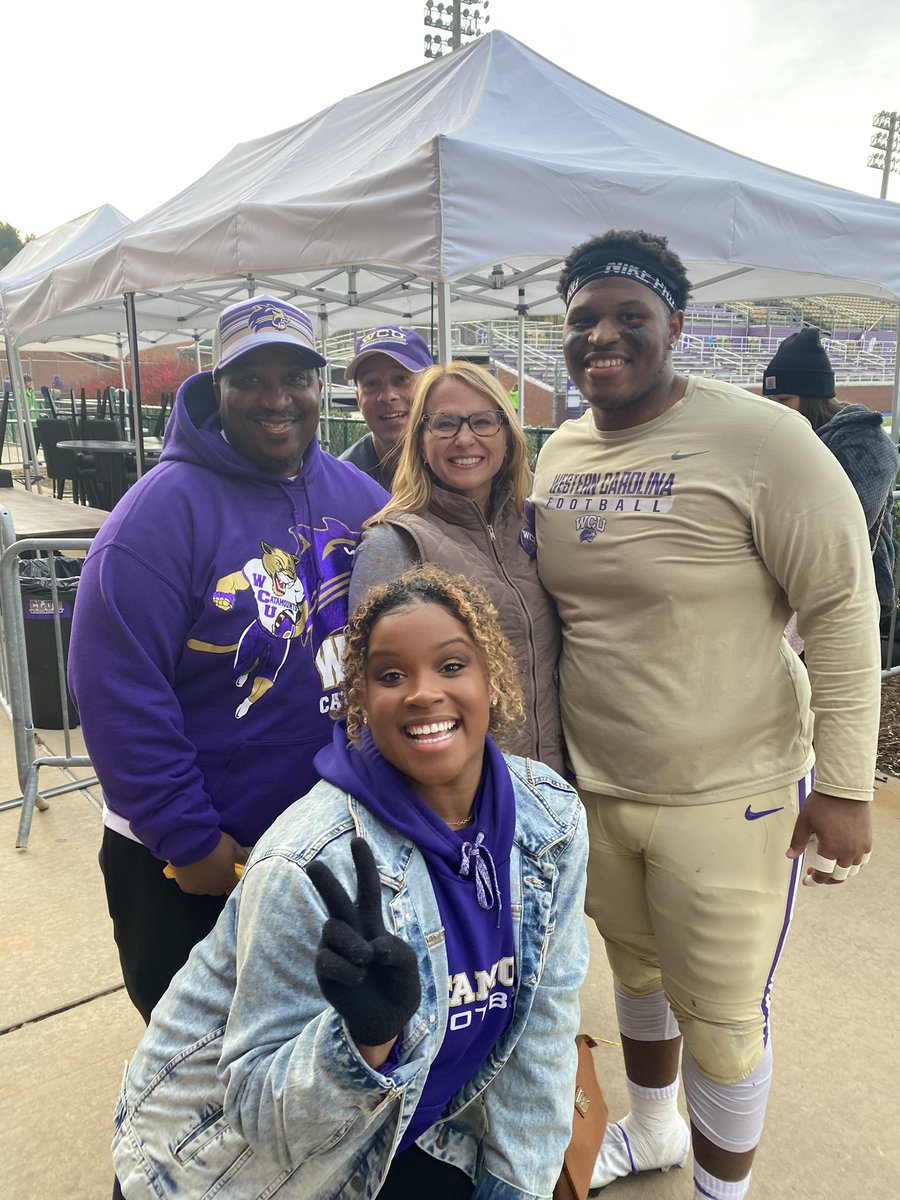 Relonda Alexander tweet media