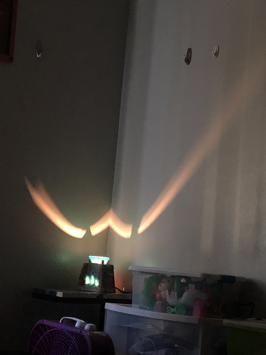 moebandy483's tweet photo. Not sure if @scentsy  did this intentionally. If they did it’s brilliant. I got the haunted mansion warmer and noticed it looked like eyes from the ride on my wall. https://t.co/uJRAuLHvP9