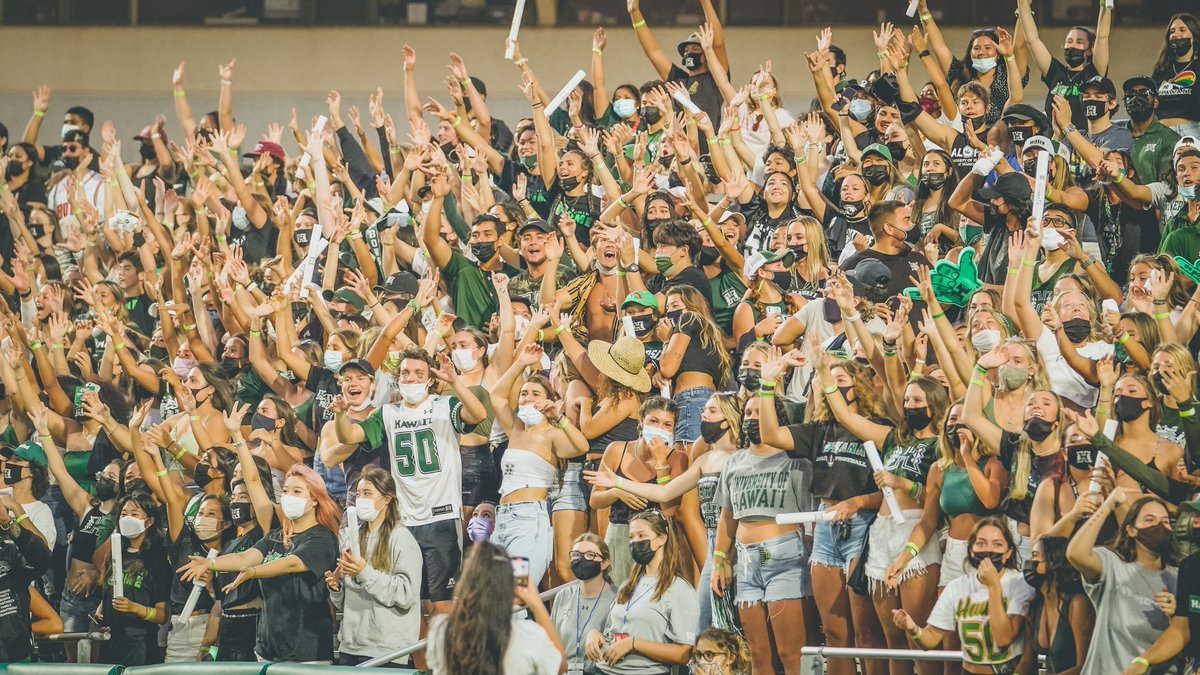 HawaiiAthletics's tweet photo. Welcome to the new era of a student section in Manoa!

#GoBows https://t.co/oZJVP1FABZ
