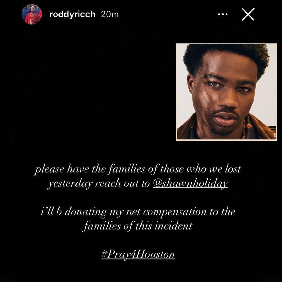 FDkJ8-DWQAIdISU?format=jpg&name=medium