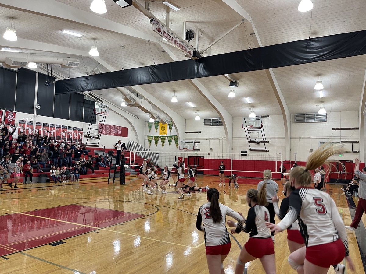 DonVanderholm's tweet photo. The Lady Broncos are State bound! https://t.co/fTm4U6PxBK
