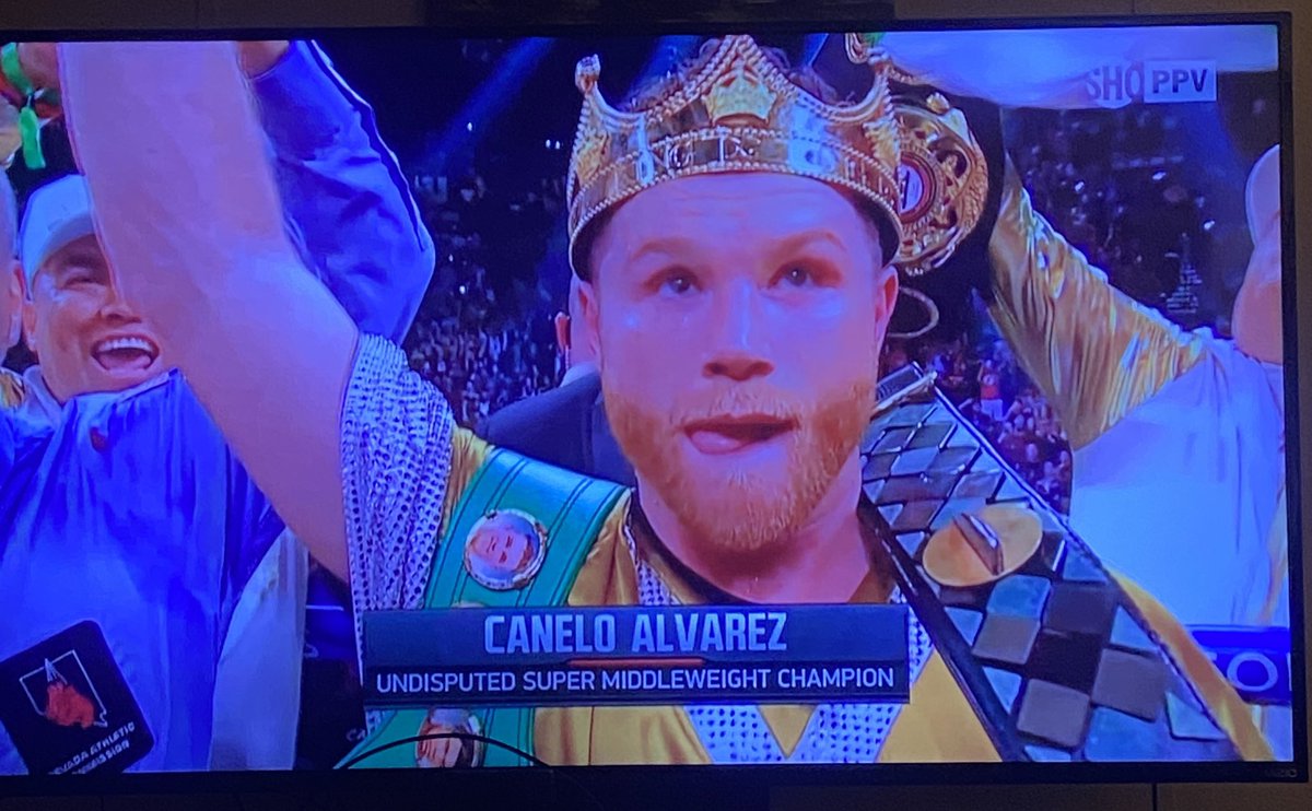 BarbeeGalvan's tweet photo. MoOdt! @Canelo #QueOrgullo https://t.co/cRUbDi1j7j