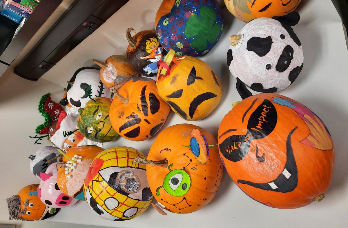 Voting is now open for the 2021 Virtual Pumpkin Drop! Vote for your favorite pumpkin &amp; which one will make the loudest splat. Vote as often as you like. Voting closes promptly at 11:45 am Sunday, Nov 7.
Click the link below to vote!
forms.gle/HRnC1Xa6howox8…

#CWU #SPSplat